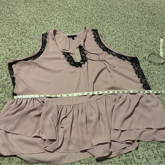 Lane Bryant Pink Chiffon Black Lace Accent Tiered Drop-Waist Peplum Top Size 28 - Picture 9 of 10